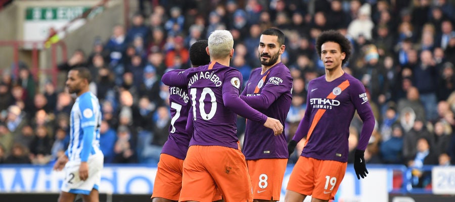 Los jugadores del Manchester City celebran el gol Los jugadores del Manchester City celebran el gol