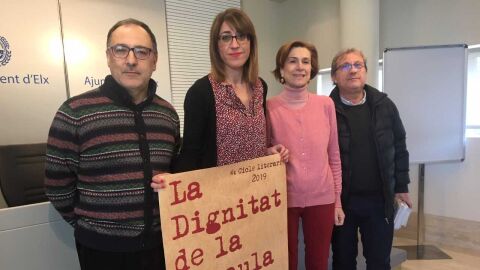 Presentaci&oacute;n del ciclo literario 'La dignidad de la palabra' de Elche