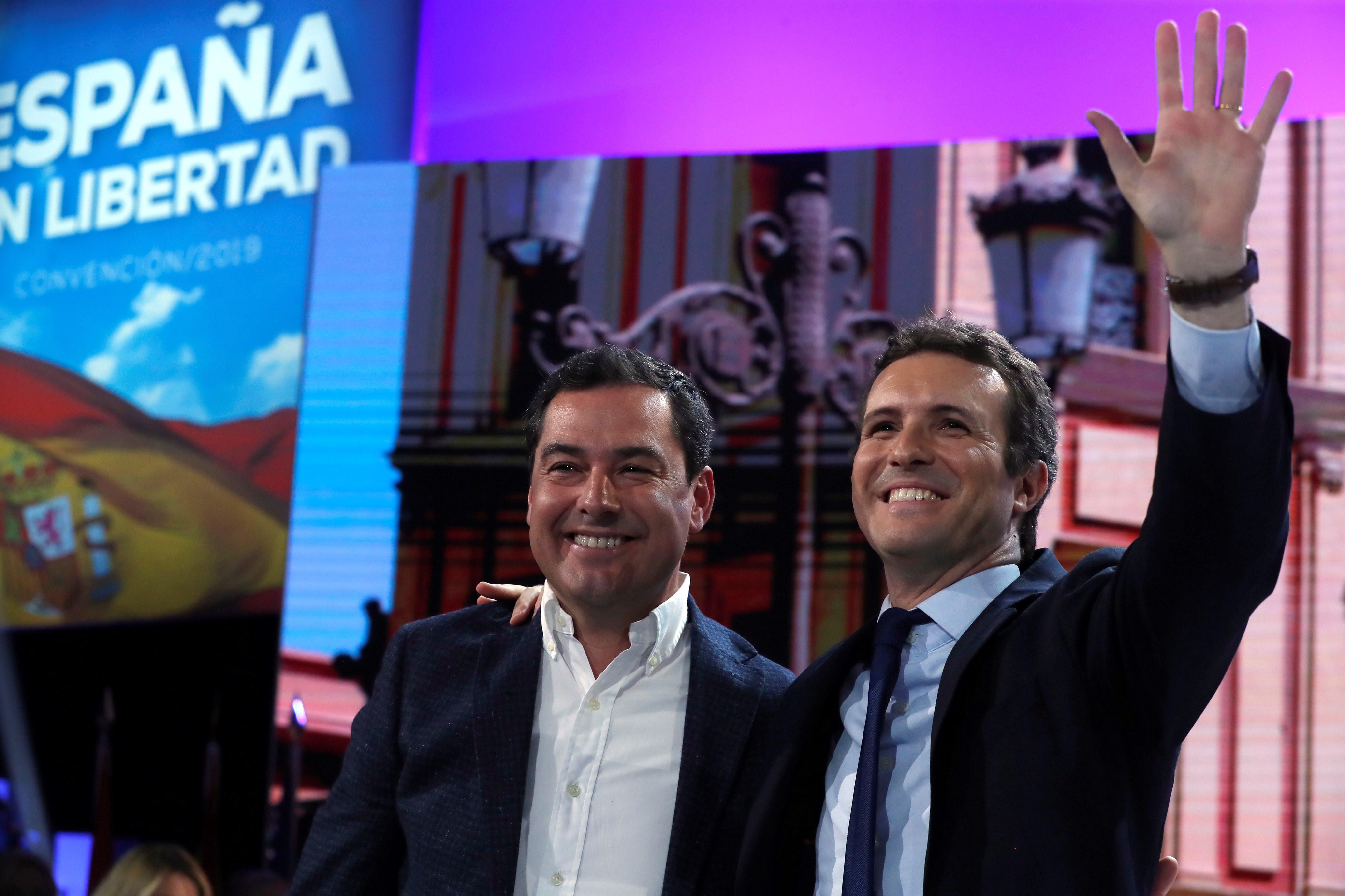 Moreno asegura que que la "ola de cambio" andaluz "no para en Despeñaperros" y llegará a la Moncloa Moreno asegura que que la "ola de cambio" andaluz "no para en Despeñaperros" y llegará a la Moncloa