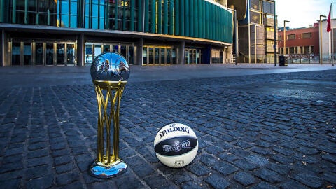 El trofeo de la Copa del Rey de baloncesto, en el Wizink Center