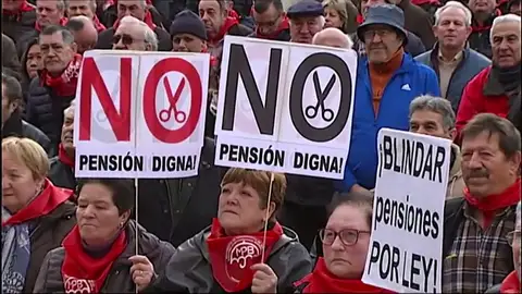 Los expertos dicen que las pensiones españolas son muy generosas Los expertos dicen que las pensiones españolas son muy generosas
