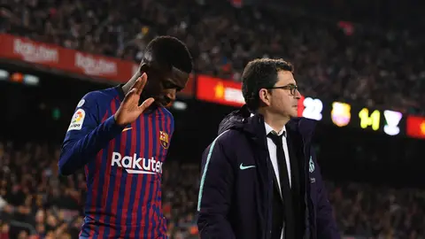 Dembelé se retira lesionado Dembelé se retira lesionado