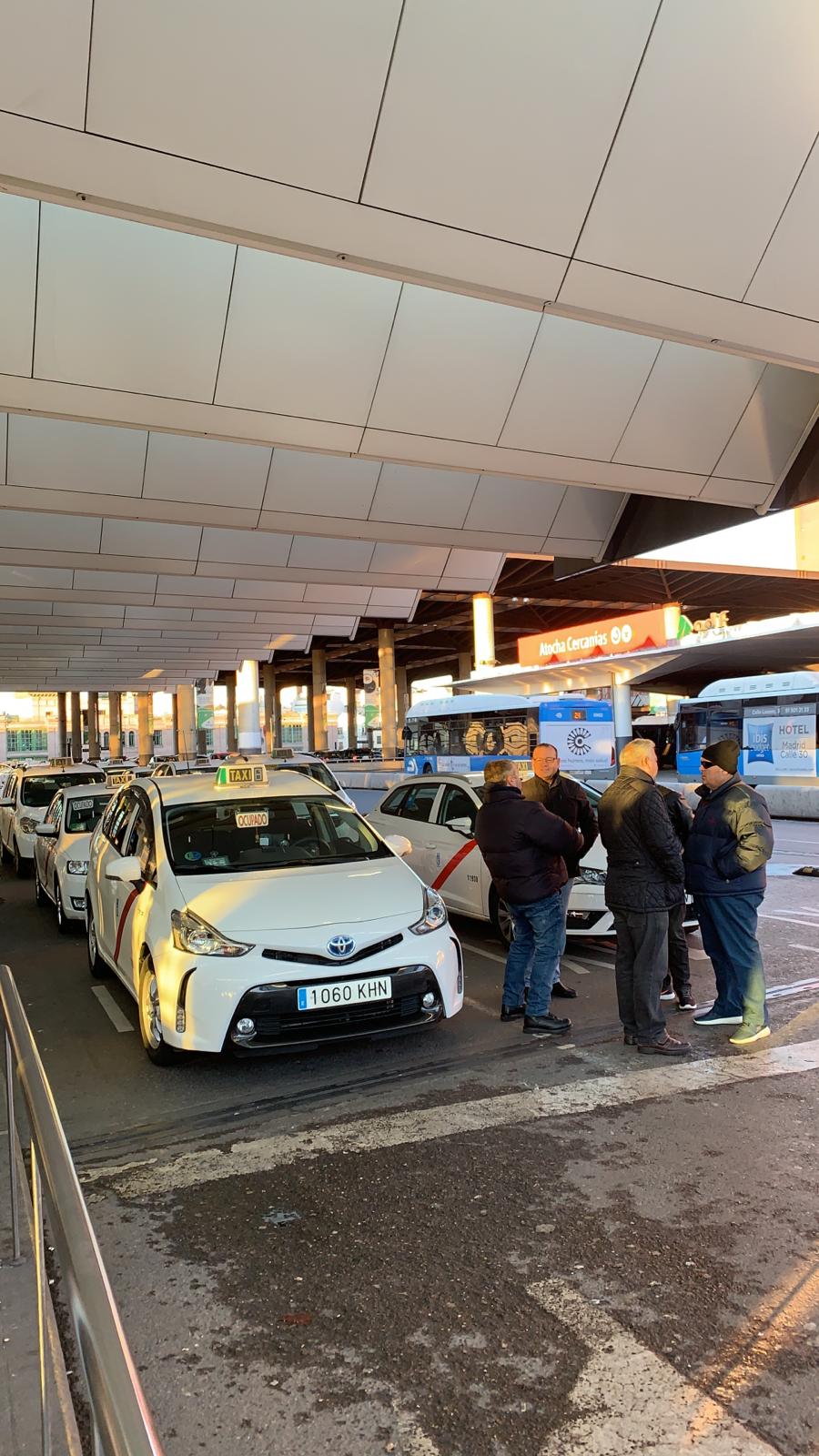 Jesús Fernández: "Los taxistas somos gente normal y tranquila, condenamos cualquier acto violento" Jesús Fernández: "Los taxistas somos gente normal y tranquila, condenamos cualquier acto violento"