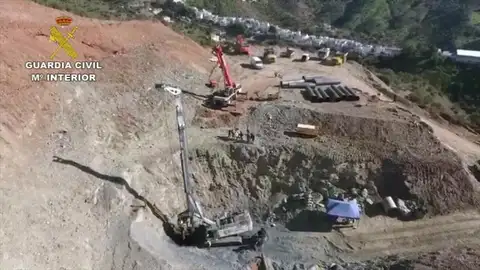 El agujero del rescate del pequeño Julen. El agujero del rescate del pequeño Julen.