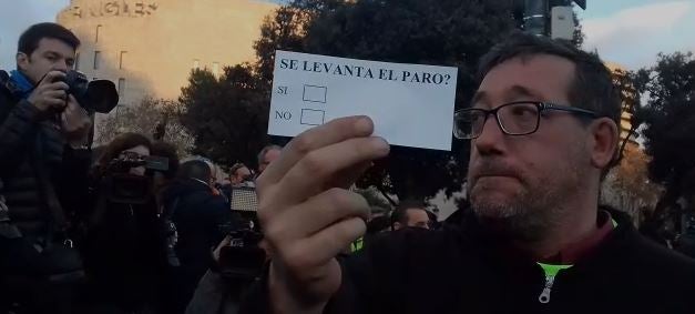 Los taxistas de Barcelona votan la propuesta de Torra para saber si continúan con la huelga indefinida Los taxistas de Barcelona votan la propuesta de Torra para saber si continúan con la huelga indefinida