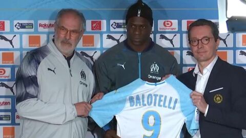 Mario Balotelli tras cerrar su fichaje con el Marsella de Zubizarreta. 