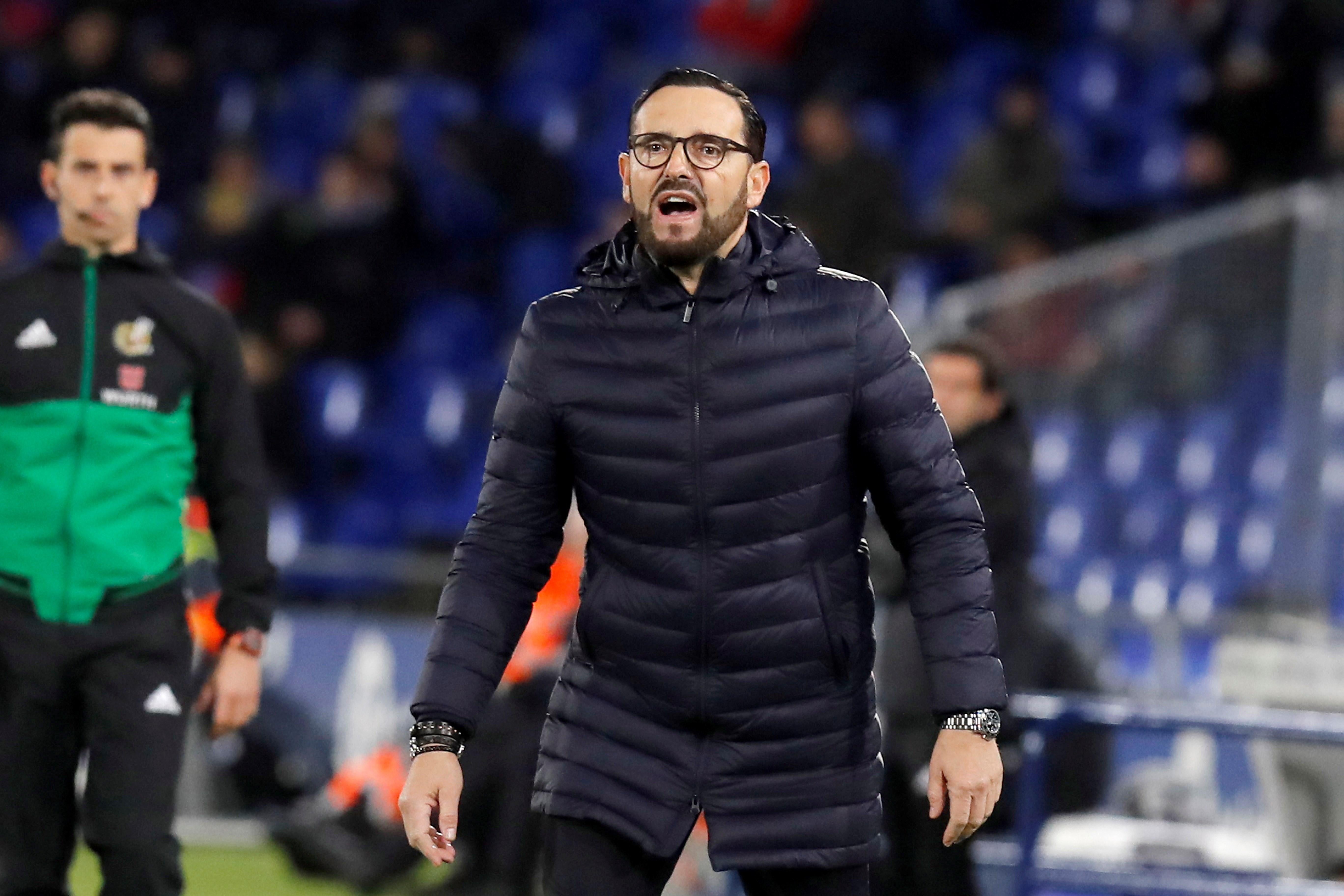 Pique de Bordalás con Marcelino: "Ha tenido problemas con muchos entrenadores, ya sabéis lo que dijo Klopp..." Pique de Bordalás con Marcelino: "Ha tenido problemas con muchos entrenadores, ya sabéis lo que dijo Klopp..."