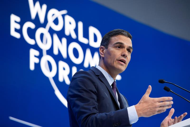 Pedro Sánchez felicita a Guaidó por su coraje, pero evita darle apoyo explícito Pedro Sánchez felicita a Guaidó por su coraje, pero evita darle apoyo explícito