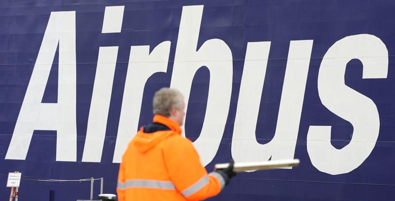 El Gobierno regional celebra el encargo de 82 helicópteros de Alemania a Airbus El Gobierno regional celebra el encargo de 82 helicópteros de Alemania a Airbus