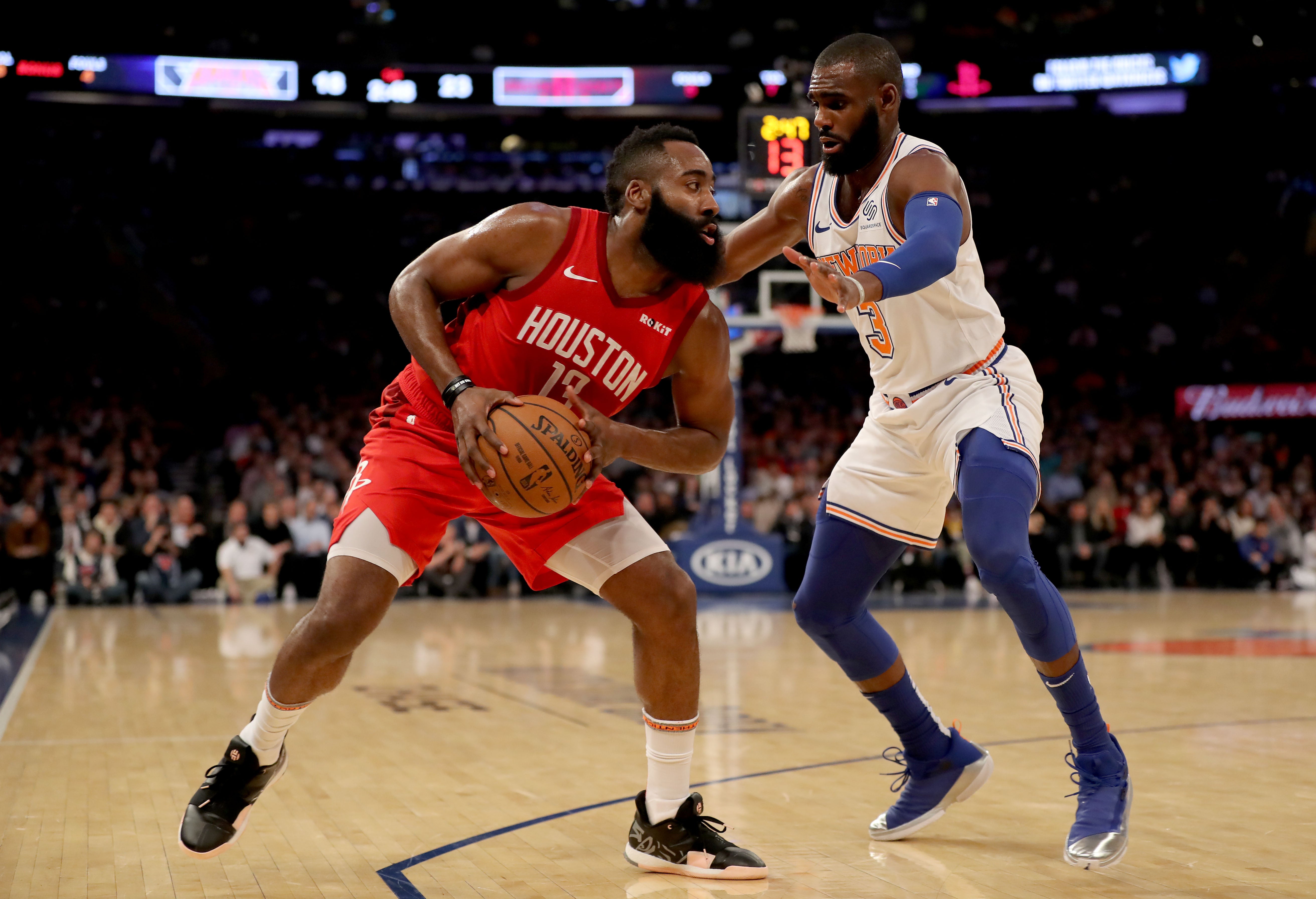 James Harden explota en 'La Meca': 61 puntos en un partido para la historia James Harden explota en 'La Meca': 61 puntos en un partido para la historia