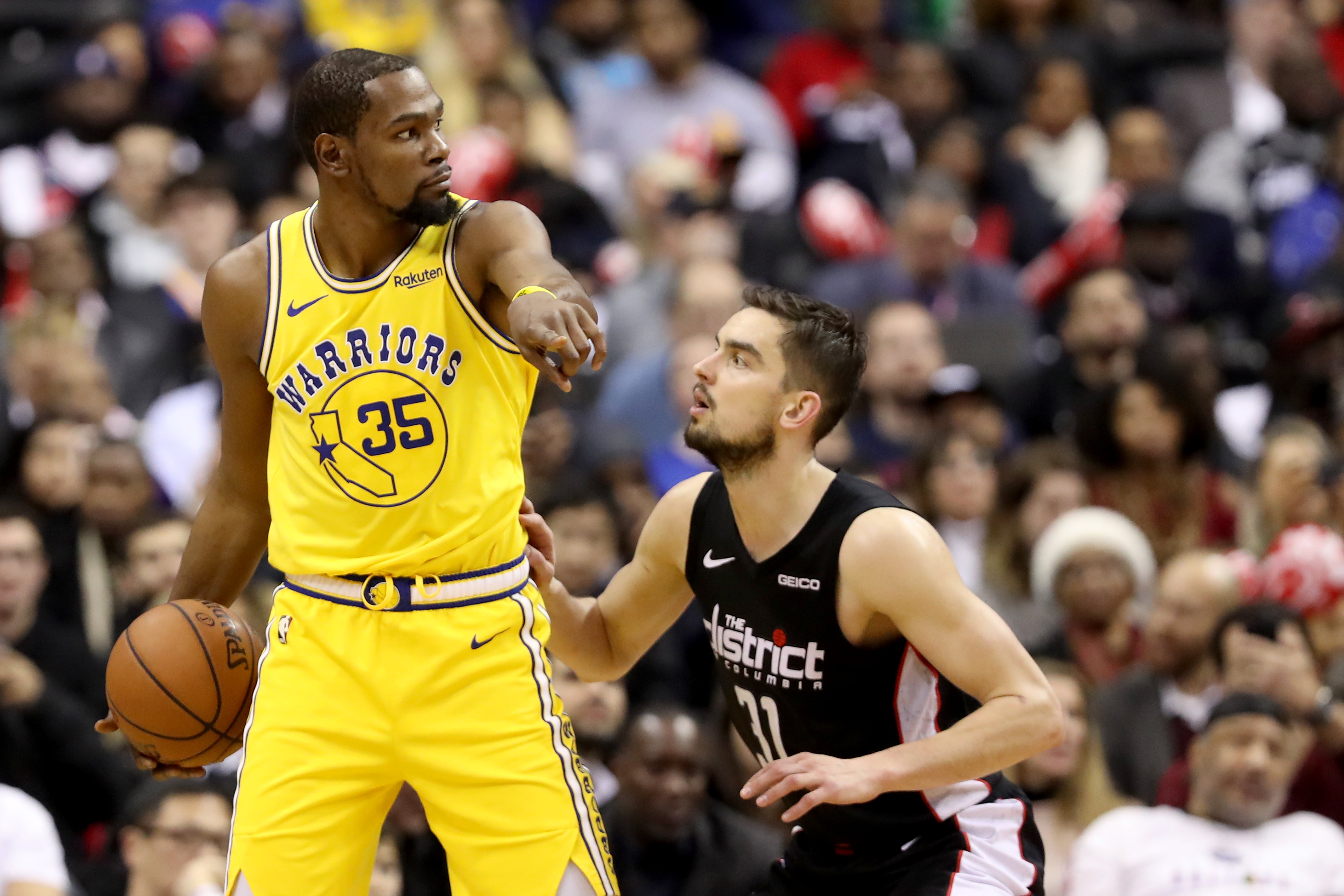Los Warriors se divierten ante los Wizards liderados por sus All Star Curry y Durant Los Warriors se divierten ante los Wizards liderados por sus All Star Curry y Durant