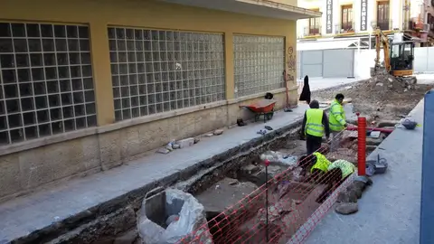 Excavaciones arqueológicas junto al Mercado Central de Elche. Excavaciones arqueológicas junto al Mercado Central de Elche.