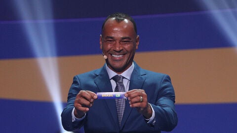 Caf&uacute; saca la bola de Brasil en el sorteo de grupos de la Copa Am&eacute;rica