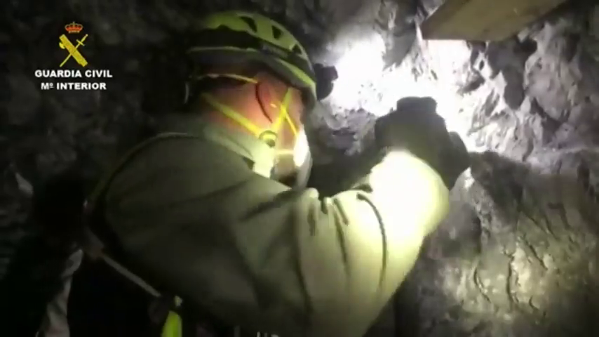 La Guardia Civil muestra en un vídeo las labores de rescate previas al hallazgo de Julen La Guardia Civil muestra en un vídeo las labores de rescate previas al hallazgo de Julen