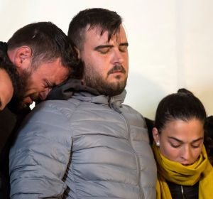 José Roselló y Vicky García, padres de Julen, durante una vigilia José Roselló y Vicky García, padres de Julen, durante una vigilia