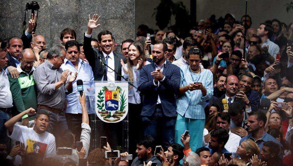 El líder del Parlamento y autoproclamado presidente encargado de Venezuela, Juan Guaidó