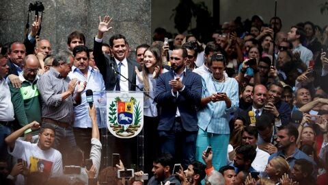 El l&iacute;der del Parlamento y autoproclamado presidente encargado de Venezuela, Juan Guaid&oacute;