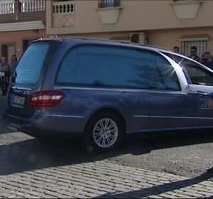 Coche fúnebre con el cadáver de Julen Coche fúnebre con el cadáver de Julen