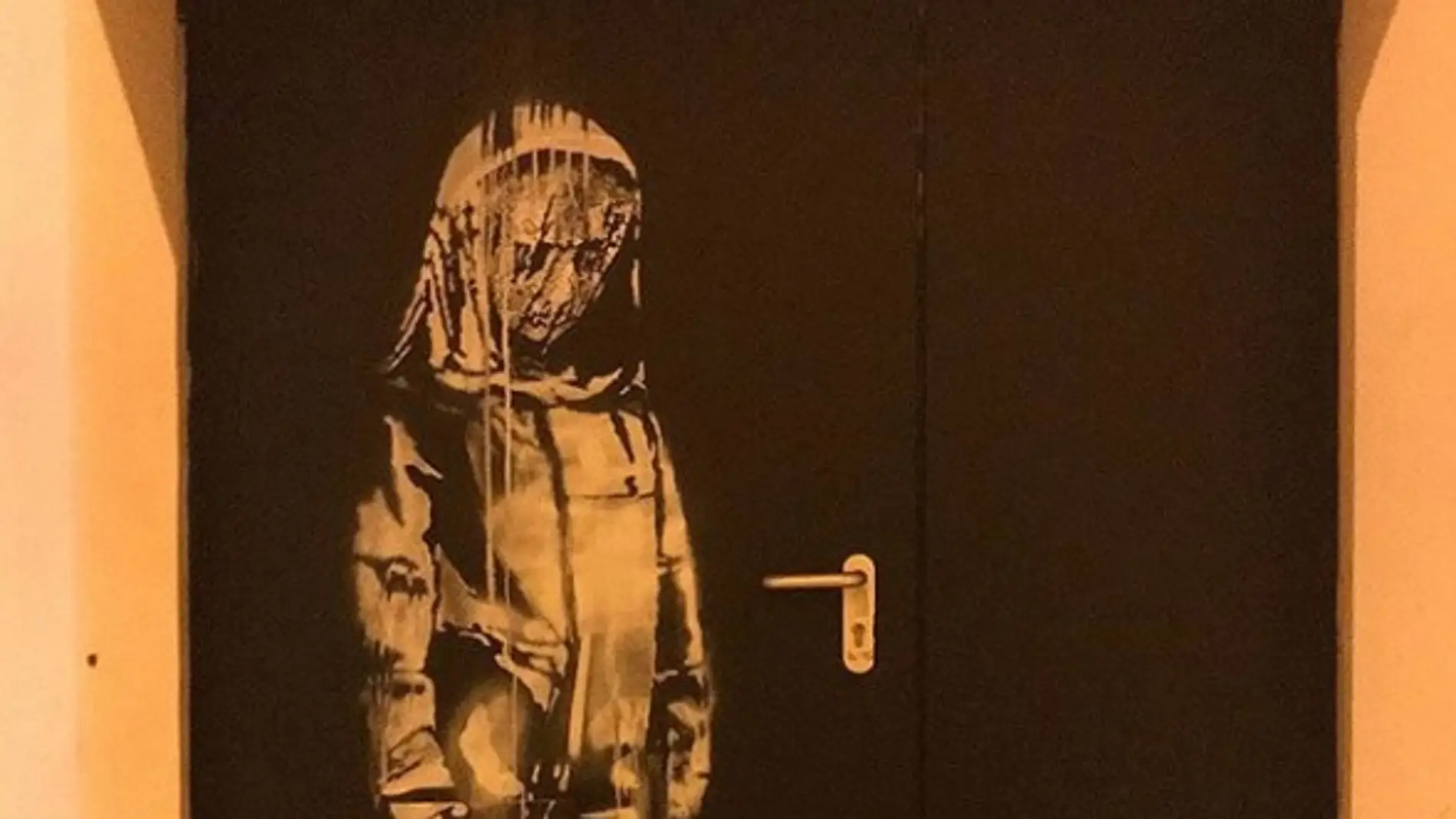 La obra de Banksy, homenaje a las víctimas de Bataclan