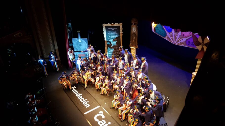 Primera retransmisi&oacute;n de Onda Cero de este COAC 2019, conducida por Jos&eacute; Antonio Rivas. Sesi&oacute;n en la que act&uacute;an las siguientes agrupaciones: - Coro 'El Tango se Escribe con Tiza' - Comparsa 'El Hombre del Saco' - Chirigota 'Los Cachitop&aacute;n' - Comparsa 'La Santa Mar&iacute;a' - Chirigota 'No me Tires Tiritos en el Pecho' - Comparsa 'La Mujer de tu Vida' - Comparsa 'El Tren de la Vida' - Cuarteto 'Este A&ntilde;o nos Retiramos'