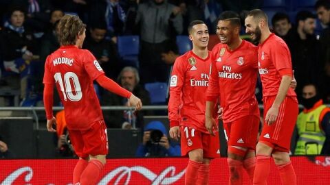 Los jugadores del Real Madrid celebran un gol