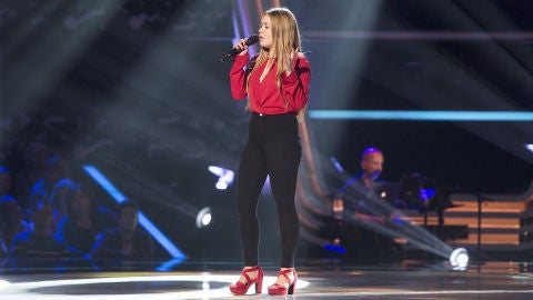 Lorena Santos canta ‘No me doy por vencido’ en las ‘Audiciones a ciegas’ de ‘La Voz’