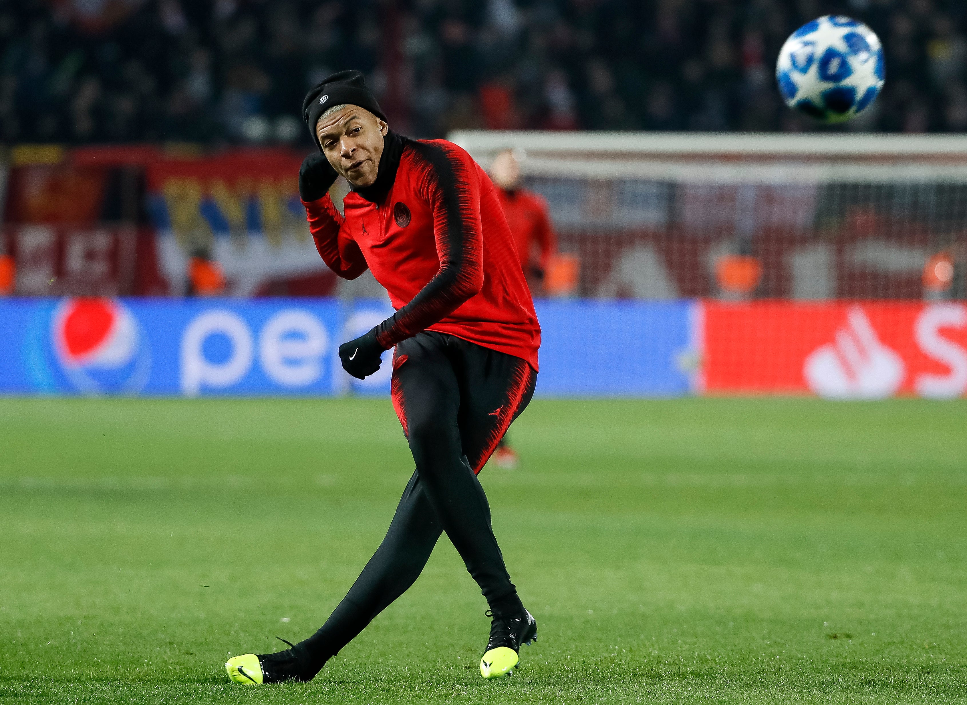 La lista de donantes para la búsqueda de Emiliano Sala: Mbappé donó 30.000 euros La lista de donantes para la búsqueda de Emiliano Sala: Mbappé donó 30.000 euros