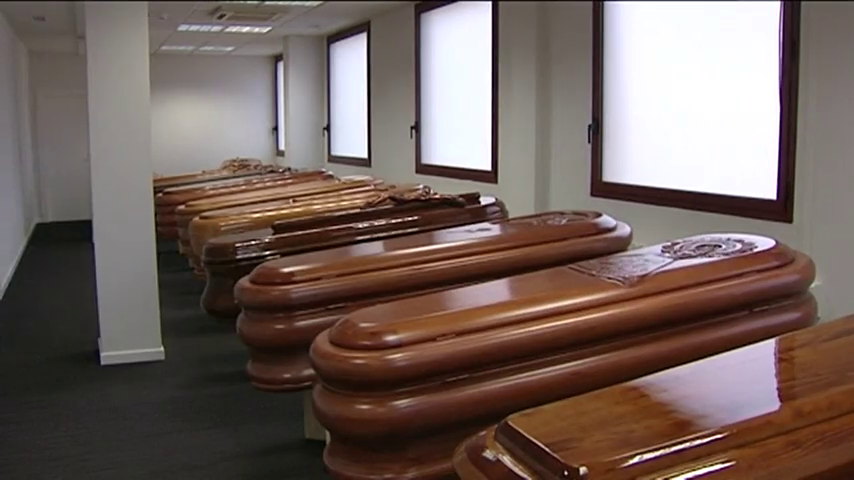Las funerarias denuncian que recogen fallecidos "sospechosos de coronavirus" sin confirmar y sin activarse el protocolo Las funerarias denuncian que recogen fallecidos "sospechosos de coronavirus" sin confirmar y sin activarse el protocolo