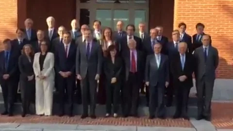El Rey recibe a Pedro Sánchez y al resto de patronos de la Fundación Carolina El Rey recibe a Pedro Sánchez y al resto de patronos de la Fundación Carolina