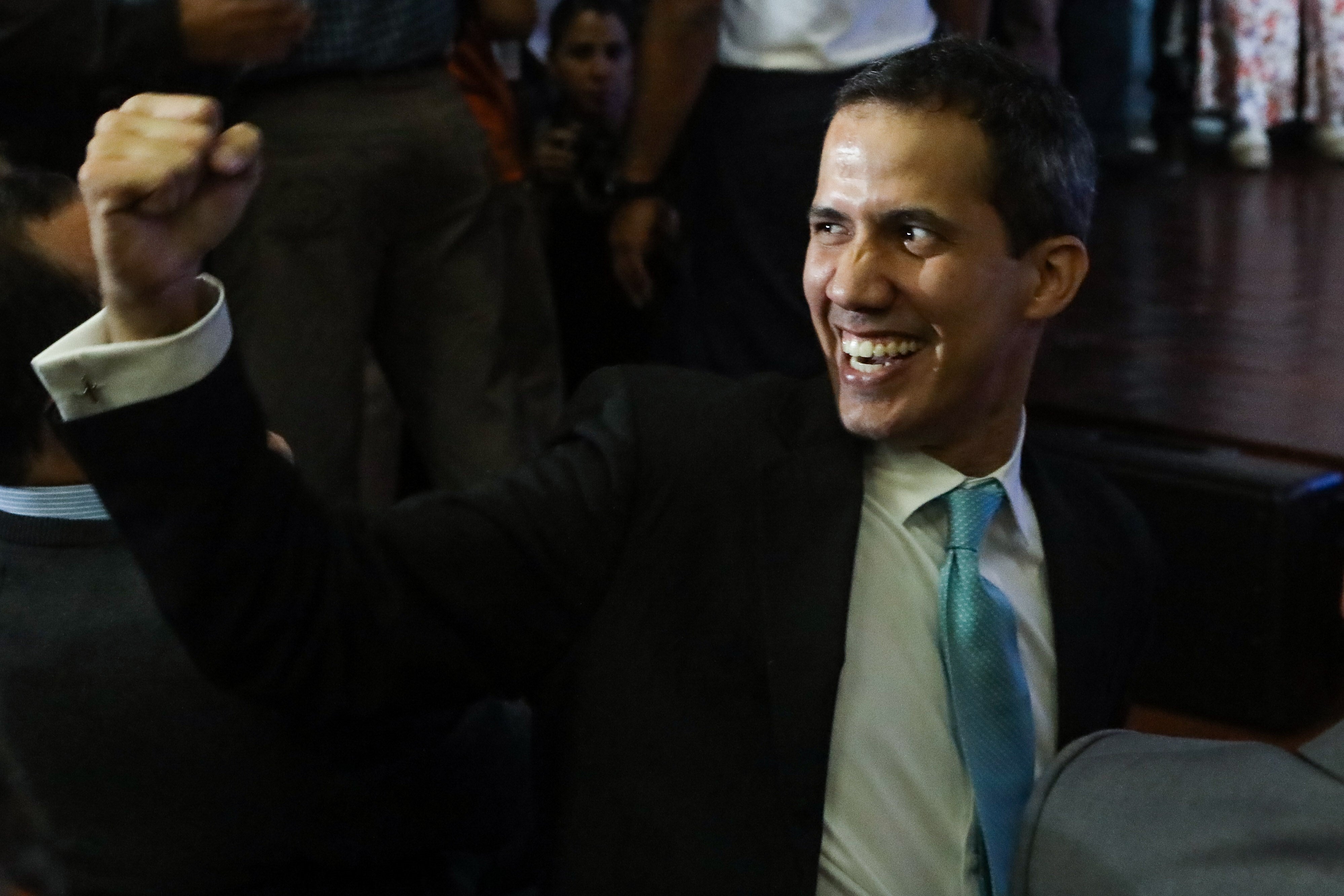 Guaidó envía un "profundo agradecimiento" a Pedro Sánchez y "al pueblo español" por reconocerle Guaidó envía un "profundo agradecimiento" a Pedro Sánchez y "al pueblo español" por reconocerle