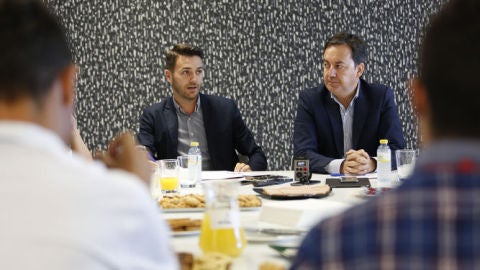 DESAYUNO INFORMATIVO GRANADA CF