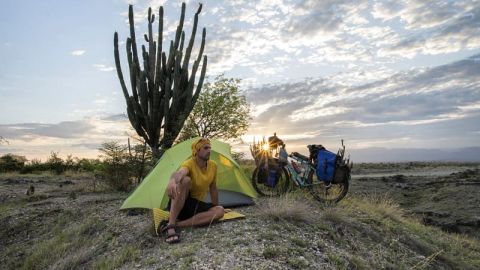 Javier Mart&iacute;nez en su aventura de dar la vuelta al mundo