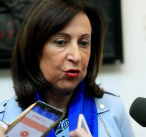 La ministra de Defensa, Margarita Robles, en el Senado La ministra de Defensa, Margarita Robles, en el Senado