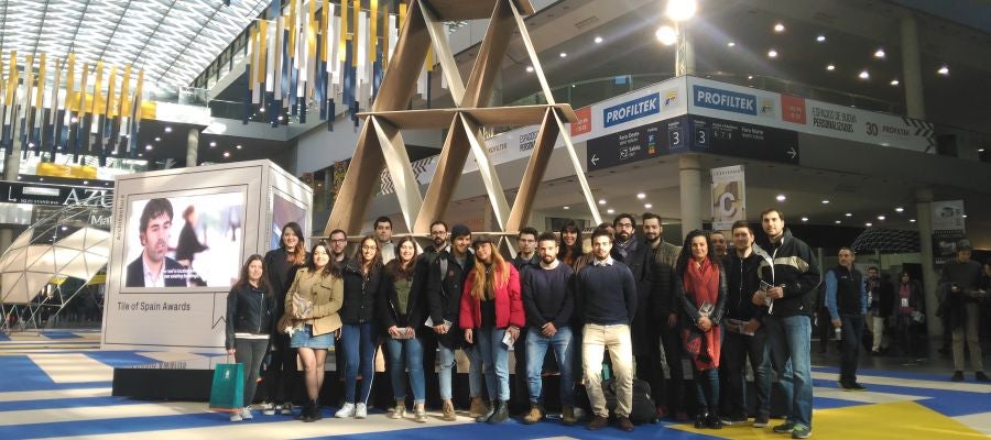 El alumnado de Arquitectura Técnica visita Cevisama en una actividad del Aula de Cerámica ASCER de la UJI El alumnado de Arquitectura Técnica visita Cevisama en una actividad del Aula de Cerámica ASCER de la UJI