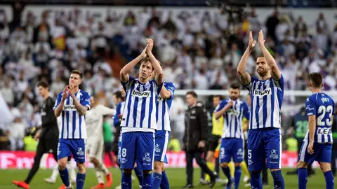 El Alavés agradece a su afición el apoyo tras un partido El Alavés agradece a su afición el apoyo tras un partido
