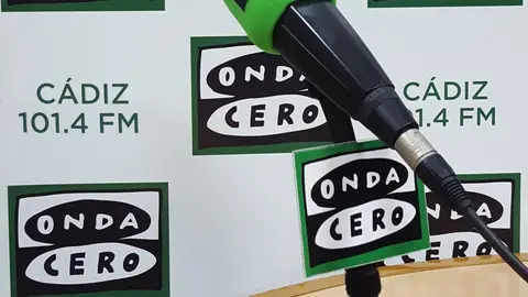 Onda Cero Cádiz Puedes escucharnos en el 101.4 y 91.4 de la FM. También puedes hacerlo a través de la app de Onda Cero y de la web https:www.ondacero.es/emisoras/andalucia/cadiz/directo. En nuestro podcast puedes esuchar a la carta nuestras emisiones. https:www.ondacero.es/emisoras/andalucia/cadiz