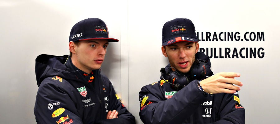 Max Verstappen y Pierre Gasly, en el circuito de Silverstone Max Verstappen y Pierre Gasly, en el circuito de Silverstone