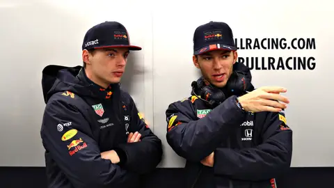 Max Verstappen y Pierre Gasly, en el circuito de Silverstone Max Verstappen y Pierre Gasly, en el circuito de Silverstone
