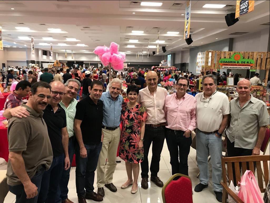 El doctor Litton y su equipo operan con la Fundación De la Morena a personas que lo necesitan en Honduras El doctor Litton y su equipo operan con la Fundación De la Morena a personas que lo necesitan en Honduras