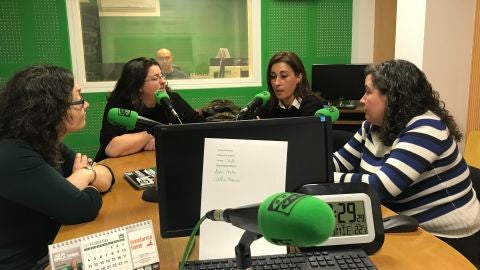 tertulia en femenino