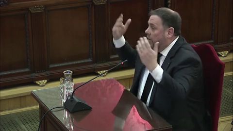 Los nueve "nuncas" de Junqueras para negar que enfrentaran a los ciudadanos con la Policía el 1-O