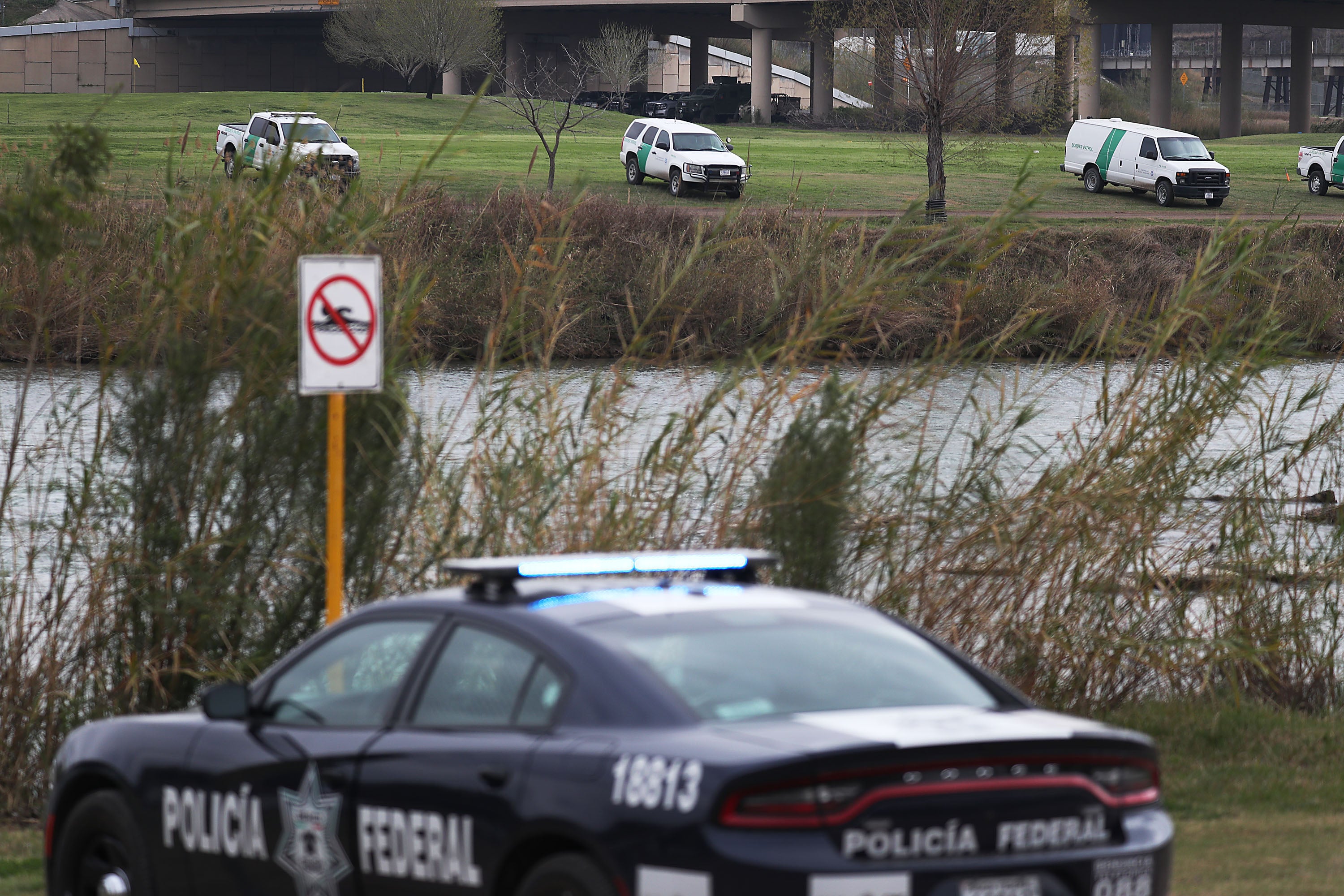 Cinco muertos, 21 heridos y el presunto atacante abatido en un tiroteo en Texas Cinco muertos, 21 heridos y el presunto atacante abatido en un tiroteo en Texas
