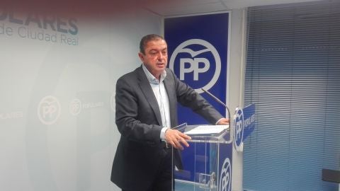 Jos&eacute; Alberto Mart&iacute;n-Toledano, diputada del PP por Ciudad Real