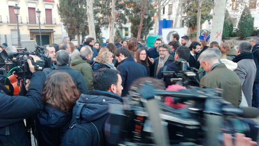 En el exterior del Tribunal Supremo se concentran simpatizantes de ERC