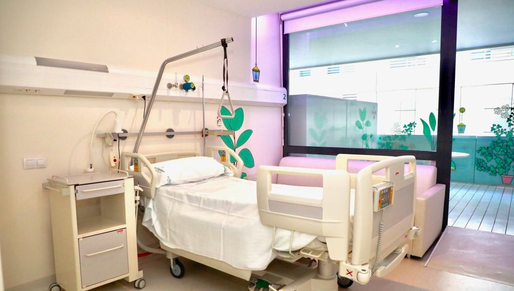Habitación renovada del área de pediatría oncológica de Son Espases 