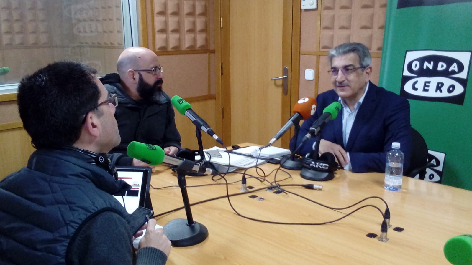 Román Rodríguez, candidato de Nueva Canarias a la presidencia del Gobierno canario: "Debemos conseguir un sistema electoral donde lo que determine las mayorías sean los votos, no su lugar de procedencia" Román Rodríguez, candidato de Nueva Canarias a la presidencia del Gobierno canario: "Debemos conseguir un sistema electoral donde lo que determine las mayorías sean los votos, no su lugar de procedencia"