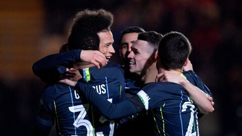 Los jugadores del Manchester celebran un gol