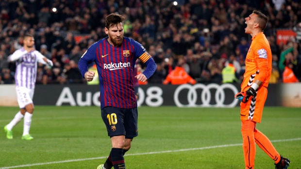 El Barça mantiene su ventaja como líder gracias a un gol de Messi ante el Valladolid El Barça mantiene su ventaja como líder gracias a un gol de Messi ante el Valladolid