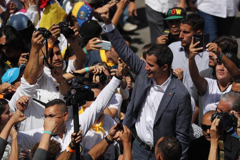 Guaidó, dispuesto a hacer "lo necesario" para que la ayuda humanitaria entre a Venezuela Guaidó, dispuesto a hacer "lo necesario" para que la ayuda humanitaria entre a Venezuela