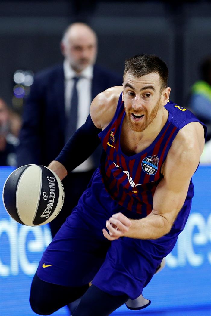 Víctor Claver: "Polémica no creo que haya porque el partido ya ha terminado" Víctor Claver: "Polémica no creo que haya porque el partido ya ha terminado"